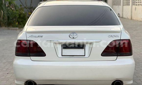 Nunua Ilio tumika Toyota Crown Nyeupe Gari ndani ya Dar es Salaam nchini Dar es Salaam Nunua Ilio tumika Toyota Crown Nyeupe Gari ndani ya Dar es Salaam nchini Dar es Salaam