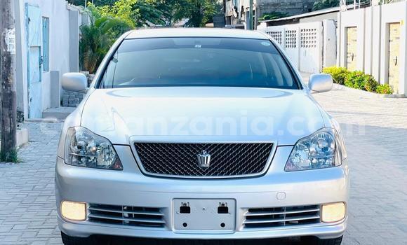 Buy Import Toyota Crown Silver Car in Dar es Salaam in Dar es Salaam Buy Import Toyota Crown Silver Car in Dar es Salaam in Dar es Salaam