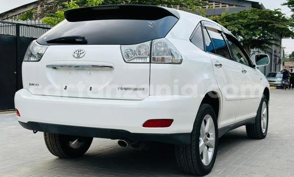Nunua Imported Toyota Harrier Nyeupe Gari ndani ya Dar es Salaam nchini Dar es Salaam Nunua Imported Toyota Harrier Nyeupe Gari ndani ya Dar es Salaam nchini Dar es Salaam