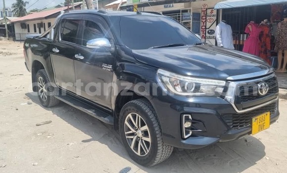 Nunua Ilio tumika Toyota Hilux Nyeusi Gari ndani ya Dar es Salaam nchini Dar es Salaam Nunua Ilio tumika Toyota Hilux Nyeusi Gari ndani ya Dar es Salaam nchini Dar es Salaam