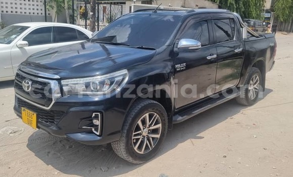 Nunua Ilio tumika Toyota Hilux Nyeusi Gari ndani ya Dar es Salaam nchini Dar es Salaam Nunua Ilio tumika Toyota Hilux Nyeusi Gari ndani ya Dar es Salaam nchini Dar es Salaam