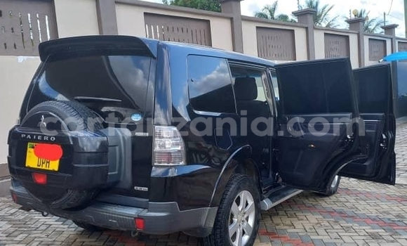Buy Used Mitsubishi Pajero Black Car in Dar es Salaam in Dar es Salaam Buy Used Mitsubishi Pajero Black Car in Dar es Salaam in Dar es Salaam