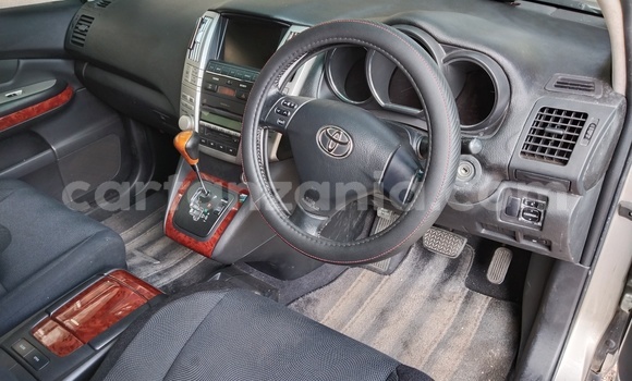 Buy Import Toyota Harrier Silver Car in Dar es Salaam in Dar es Salaam Buy Import Toyota Harrier Silver Car in Dar es Salaam in Dar es Salaam