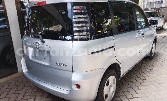 Buy Import Toyota Sienta Silver Car in Dar es Salaam in Dar es Salaam Buy Import Toyota Sienta Silver Car in Dar es Salaam in Dar es Salaam