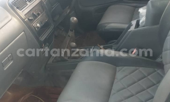 Nunua Ilio tumika Toyota Hilux Nyeupe Gari ndani ya Dar es Salaam nchini Dar es Salaam Nunua Ilio tumika Toyota Hilux Nyeupe Gari ndani ya Dar es Salaam nchini Dar es Salaam
