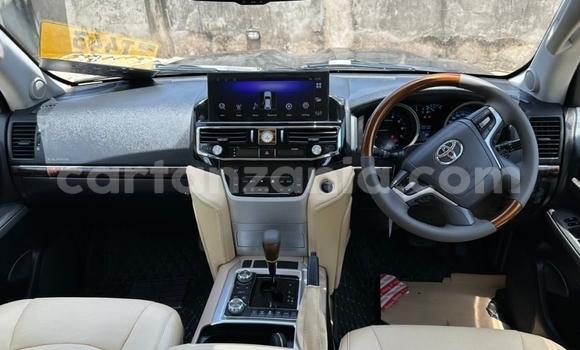 Buy Used Toyota Land Cruiser Black Car in Dar es Salaam in Dar es Salaam Buy Used Toyota Land Cruiser Black Car in Dar es Salaam in Dar es Salaam