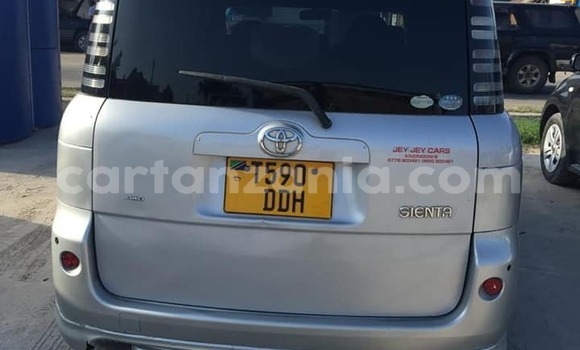 Buy Used Toyota Sienta Silver Car in Dar es Salaam in Dar es Salaam Buy Used Toyota Sienta Silver Car in Dar es Salaam in Dar es Salaam