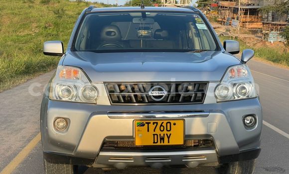 Buy Used Nissan X–Trail Silver Car in Dar es Salaam in Dar es Salaam