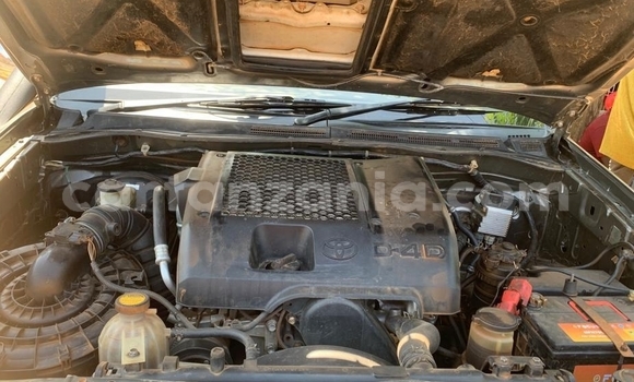 Nunua Ilio tumika Toyota Hilux Nyingine Gari ndani ya Dar es Salaam nchini Dar es Salaam Nunua Ilio tumika Toyota Hilux Nyingine Gari ndani ya Dar es Salaam nchini Dar es Salaam