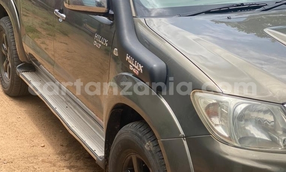 Nunua Ilio tumika Toyota Hilux Nyingine Gari ndani ya Dar es Salaam nchini Dar es Salaam Nunua Ilio tumika Toyota Hilux Nyingine Gari ndani ya Dar es Salaam nchini Dar es Salaam