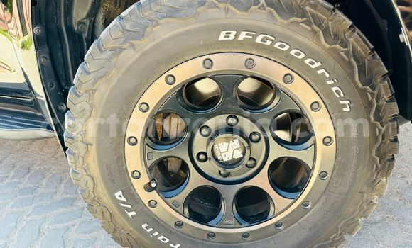 Nunua Mpya Toyota Prado Nyeusi Gari ndani ya Dar es Salaam nchini Dar es Salaam Nunua Mpya Toyota Prado Nyeusi Gari ndani ya Dar es Salaam nchini Dar es Salaam