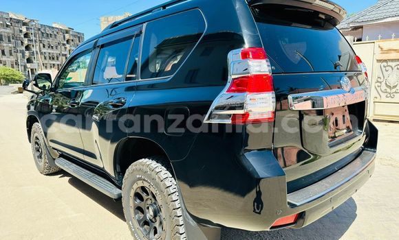 Nunua Mpya Toyota Prado Nyeusi Gari ndani ya Dar es Salaam nchini Dar es Salaam Nunua Mpya Toyota Prado Nyeusi Gari ndani ya Dar es Salaam nchini Dar es Salaam