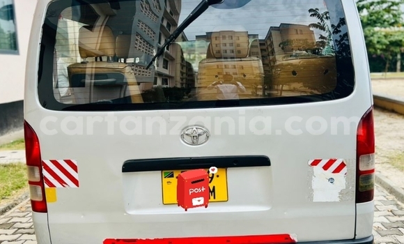 Nunua Ilio tumika Toyota Hiace Nyeupe Gari ndani ya Dar es Salaam nchini Dar es Salaam Nunua Ilio tumika Toyota Hiace Nyeupe Gari ndani ya Dar es Salaam nchini Dar es Salaam