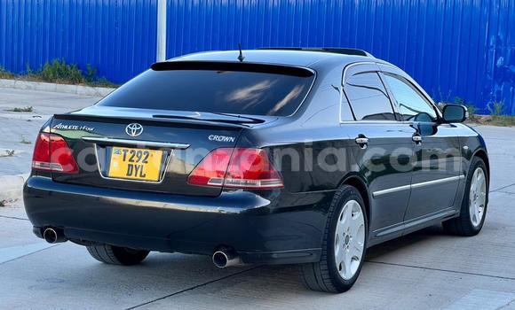 Buy Used Toyota Crown Black Car in Dar es Salaam in Dar es Salaam Buy Used Toyota Crown Black Car in Dar es Salaam in Dar es Salaam