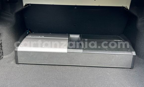 Nunua Imported Mercedes-Benz C-Classe Nyeupe Gari ndani ya Dar es Salaam nchini Dar es Salaam Nunua Imported Mercedes-Benz C-Classe Nyeupe Gari ndani ya Dar es Salaam nchini Dar es Salaam