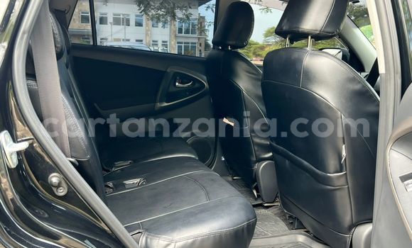 Nunua Ilio tumika Toyota Vanguard Nyeusi Gari ndani ya Dar es Salaam nchini Dar es Salaam Nunua Ilio tumika Toyota Vanguard Nyeusi Gari ndani ya Dar es Salaam nchini Dar es Salaam