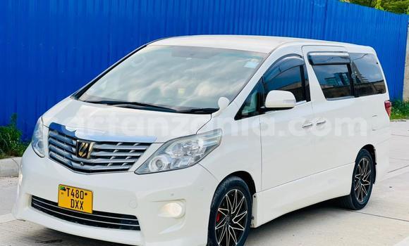 Buy Used Toyota Alphard White Car in Dar es Salaam in Dar es Salaam