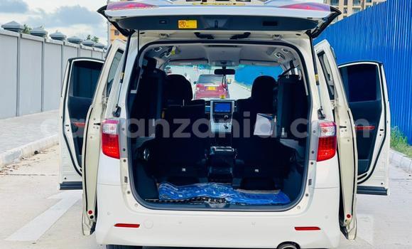 Nunua Ilio tumika Toyota Alphard Nyeupe Gari ndani ya Dar es Salaam nchini Dar es Salaam Nunua Ilio tumika Toyota Alphard Nyeupe Gari ndani ya Dar es Salaam nchini Dar es Salaam