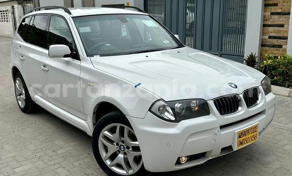 Nunua Imported BMW X3 Nyeupe Gari ndani ya Dar es Salaam nchini Dar es Salaam