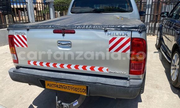 Buy Used Toyota Hiluxe Revo Silver Car in Dar es Salaam in Dar es Salaam Buy Used Toyota Hiluxe Revo Silver Car in Dar es Salaam in Dar es Salaam