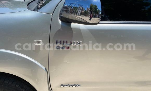 Buy Used Toyota Hiluxe Revo Silver Car in Dar es Salaam in Dar es Salaam Buy Used Toyota Hiluxe Revo Silver Car in Dar es Salaam in Dar es Salaam