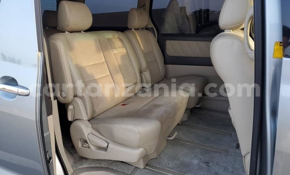 Buy Used Toyota Alphard Silver Car in Dar es Salaam in Dar es Salaam Buy Used Toyota Alphard Silver Car in Dar es Salaam in Dar es Salaam