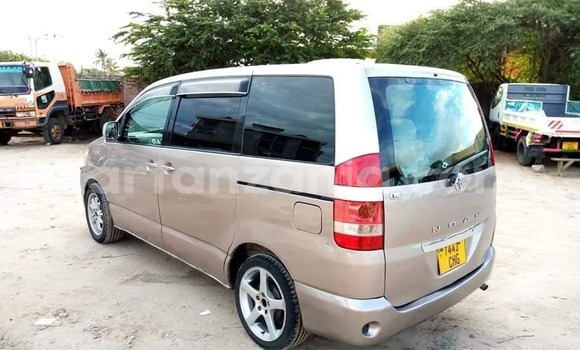 Nunua Ilio tumika Toyota Noah Brown Gari ndani ya Dar es Salaam nchini Dar es Salaam Nunua Ilio tumika Toyota Noah Brown Gari ndani ya Dar es Salaam nchini Dar es Salaam