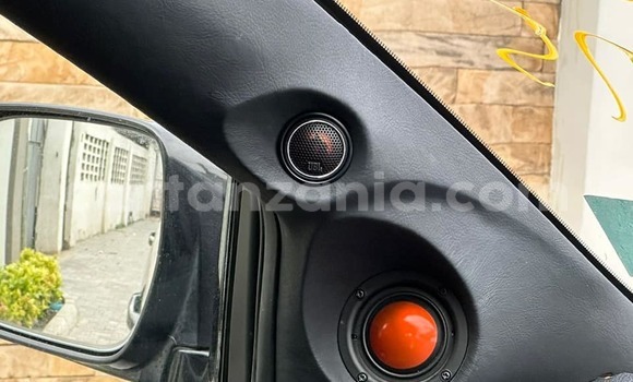 Buy Used Toyota Harrier Black Car in Dar es Salaam in Dar es Salaam Buy Used Toyota Harrier Black Car in Dar es Salaam in Dar es Salaam