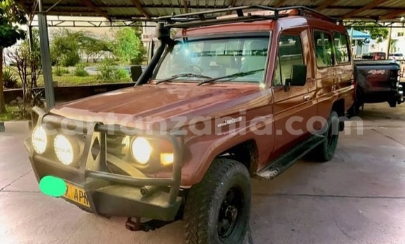 Buy Used Toyota Land Cruiser Red Car in Dar es Salaam in Dar es Salaam Buy Used Toyota Land Cruiser Red Car in Dar es Salaam in Dar es Salaam