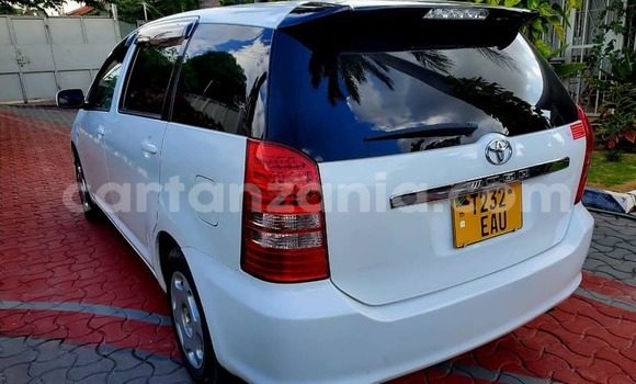 Buy Used Toyota Wish White Car in Dar es Salaam in Dar es Salaam Buy Used Toyota Wish White Car in Dar es Salaam in Dar es Salaam