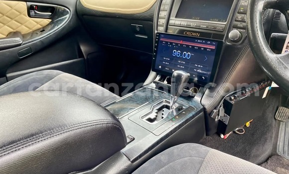 Nunua Ilio tumika Toyota Crown Nyeusi Gari ndani ya Dar es Salaam nchini Dar es Salaam Nunua Ilio tumika Toyota Crown Nyeusi Gari ndani ya Dar es Salaam nchini Dar es Salaam