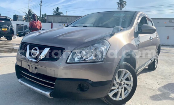 Nunua Ilio tumika Nissan Dualis Beige Gari ndani ya Dar es Salaam nchini Dar es Salaam