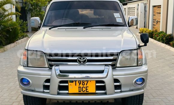 Nunua Ilio tumika Toyota Prado Fedha Gari ndani ya Dar es Salaam nchini Dar es Salaam Nunua Ilio tumika Toyota Prado Fedha Gari ndani ya Dar es Salaam nchini Dar es Salaam