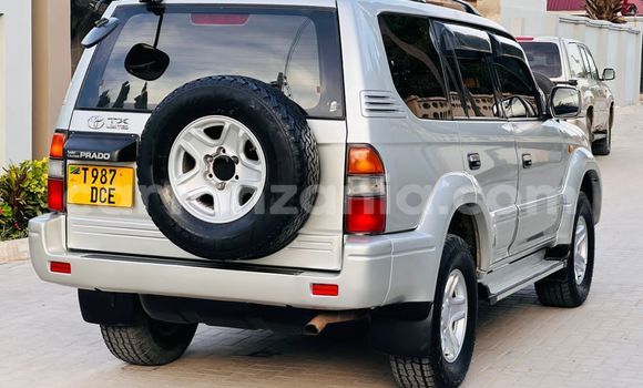 Nunua Ilio tumika Toyota Prado Fedha Gari ndani ya Dar es Salaam nchini Dar es Salaam Nunua Ilio tumika Toyota Prado Fedha Gari ndani ya Dar es Salaam nchini Dar es Salaam