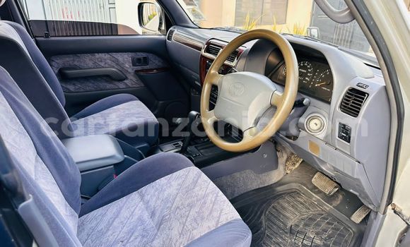 Nunua Ilio tumika Toyota Prado Fedha Gari ndani ya Dar es Salaam nchini Dar es Salaam Nunua Ilio tumika Toyota Prado Fedha Gari ndani ya Dar es Salaam nchini Dar es Salaam