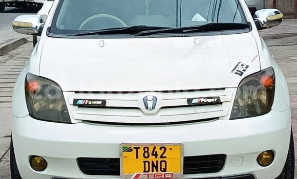 Nunua Ilio tumika Toyota IST Nyeupe Gari ndani ya Dar es Salaam nchini Dar es Salaam Nunua Ilio tumika Toyota IST Nyeupe Gari ndani ya Dar es Salaam nchini Dar es Salaam