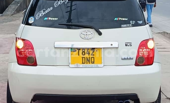 Nunua Ilio tumika Toyota IST Nyeupe Gari ndani ya Dar es Salaam nchini Dar es Salaam Nunua Ilio tumika Toyota IST Nyeupe Gari ndani ya Dar es Salaam nchini Dar es Salaam