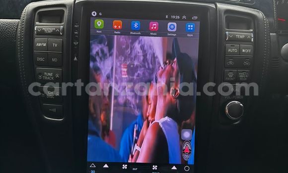 Buy Used Toyota Crown White Car in Dar es Salaam in Dar es Salaam Buy Used Toyota Crown White Car in Dar es Salaam in Dar es Salaam