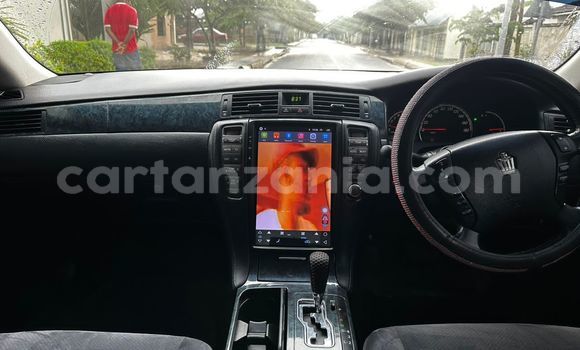 Buy Used Toyota Crown White Car in Dar es Salaam in Dar es Salaam Buy Used Toyota Crown White Car in Dar es Salaam in Dar es Salaam