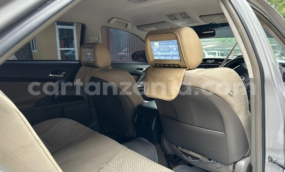 Nunua Ilio tumika Toyota Mark X Fedha Gari ndani ya Dar es Salaam nchini Dar es Salaam Nunua Ilio tumika Toyota Mark X Fedha Gari ndani ya Dar es Salaam nchini Dar es Salaam