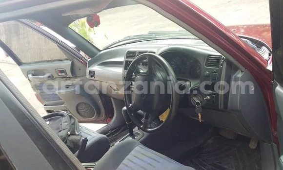 Nunua Ilio tumika Toyota RAV4 Nyekundu Gari ndani ya Dar es Salaam nchini Dar es Salaam Nunua Ilio tumika Toyota RAV4 Nyekundu Gari ndani ya Dar es Salaam nchini Dar es Salaam