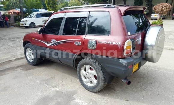 Nunua Ilio tumika Toyota RAV4 Nyekundu Gari ndani ya Dar es Salaam nchini Dar es Salaam Nunua Ilio tumika Toyota RAV4 Nyekundu Gari ndani ya Dar es Salaam nchini Dar es Salaam