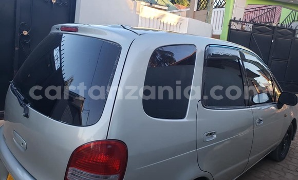 Nunua Ilio tumika Toyota Spacio Fedha Gari ndani ya Dar es Salaam nchini Dar es Salaam Nunua Ilio tumika Toyota Spacio Fedha Gari ndani ya Dar es Salaam nchini Dar es Salaam