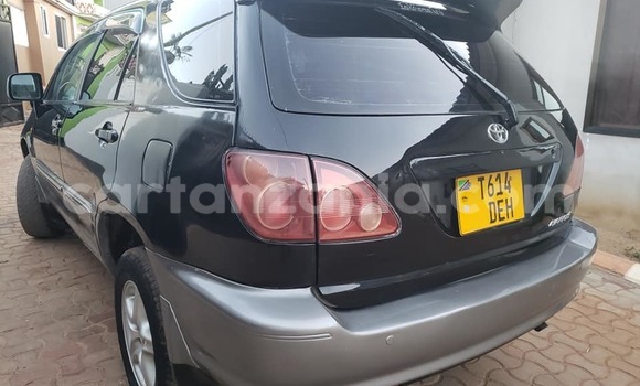 Nunua Ilio tumika Toyota Harrier Nyeusi Gari ndani ya Dar es Salaam nchini Dar es Salaam Nunua Ilio tumika Toyota Harrier Nyeusi Gari ndani ya Dar es Salaam nchini Dar es Salaam