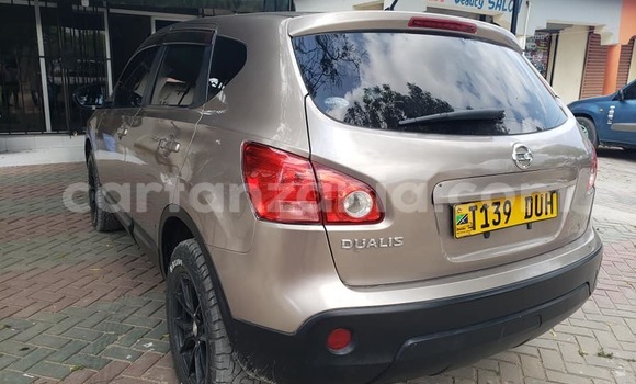Nunua Ilio tumika Nissan Dualis Brown Gari ndani ya Dar es Salaam nchini Dar es Salaam Nunua Ilio tumika Nissan Dualis Brown Gari ndani ya Dar es Salaam nchini Dar es Salaam