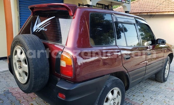 Nunua Ilio tumika Toyota RAV4 Nyekundu Gari ndani ya Dar es Salaam nchini Dar es Salaam Nunua Ilio tumika Toyota RAV4 Nyekundu Gari ndani ya Dar es Salaam nchini Dar es Salaam