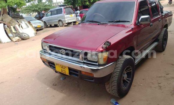 Nunua Ilio tumika Toyota Hilux Nyekundu Gari ndani ya Dar es Salaam nchini Dar es Salaam Nunua Ilio tumika Toyota Hilux Nyekundu Gari ndani ya Dar es Salaam nchini Dar es Salaam