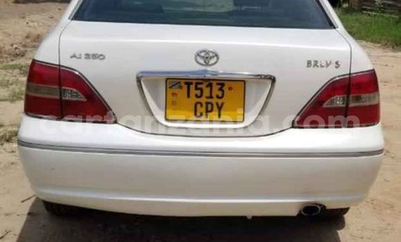 Nunua Ilio tumika Toyota Brevis Nyeupe Gari ndani ya Dar es Salaam nchini Dar es Salaam Nunua Ilio tumika Toyota Brevis Nyeupe Gari ndani ya Dar es Salaam nchini Dar es Salaam
