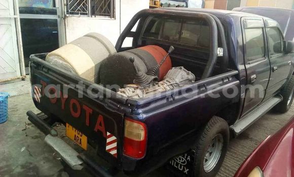 Nunua Ilio tumika Toyota Hilux Bluu Gari ndani ya Dar es Salaam nchini Dar es Salaam Nunua Ilio tumika Toyota Hilux Bluu Gari ndani ya Dar es Salaam nchini Dar es Salaam