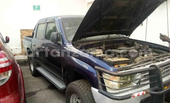 Nunua Ilio tumika Toyota Hilux Bluu Gari ndani ya Dar es Salaam nchini Dar es Salaam Nunua Ilio tumika Toyota Hilux Bluu Gari ndani ya Dar es Salaam nchini Dar es Salaam